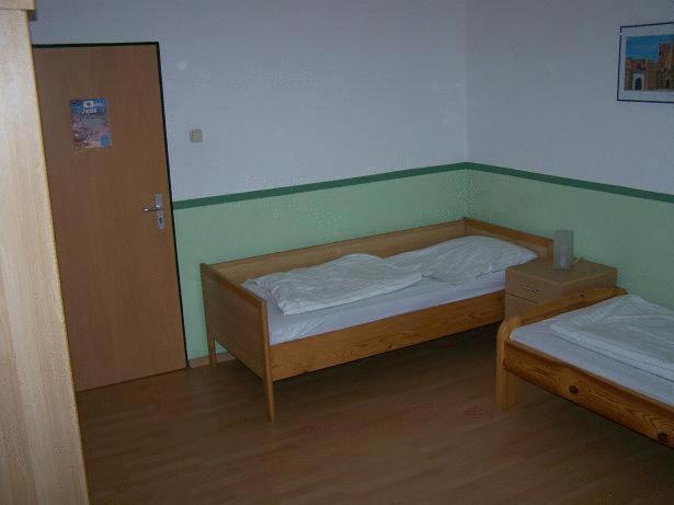 Хостел Internationales Jugendgastehaus Cvjm Вильгельмсхафен Экстерьер фото