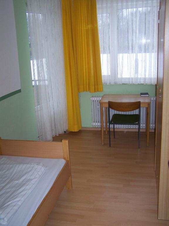 Хостел Internationales Jugendgastehaus Cvjm Вильгельмсхафен Экстерьер фото